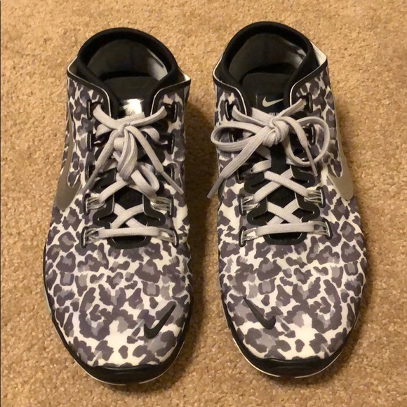 Nike Shoes - Nike sneakers